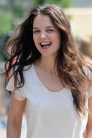 Katie Holmes Pictures Katie Holmes Films  Mania Days  in Washington Square Park (May 21, 2013)