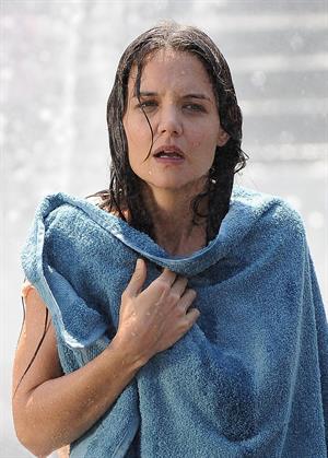 Katie Holmes Pictures Katie Holmes Films  Mania Days  in Washington Square Park (May 21, 2013)