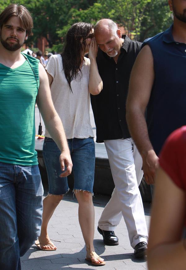 Katie Holmes Films  Mania Days  in Washington Square Park (May 21, 2013) 