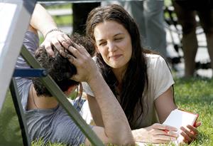 Katie Holmes Pictures Katie Holmes Films  Mania Days  in Washington Square Park (May 21, 2013)