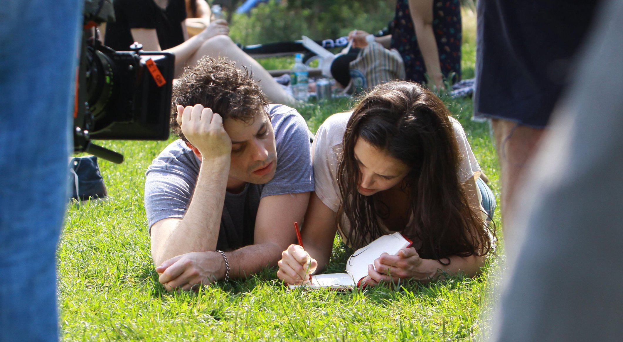 Katie Holmes Films  Mania Days  in Washington Square Park (May 21, 2013) 