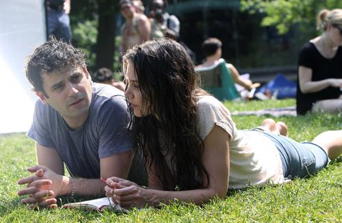 Katie Holmes Pictures Katie Holmes Films Mania Days in Washington Square Park (May 21, 2013)