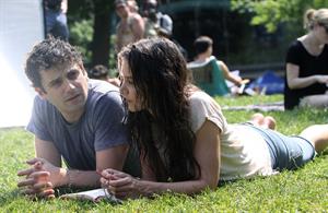 Katie Holmes Pictures Katie Holmes Films  Mania Days  in Washington Square Park (May 21, 2013)