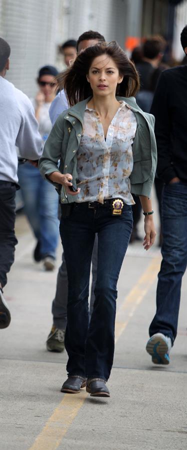Kristin Kreuk Filming  Beauty & The Beast  in New York City - Sep. 16, 2013 