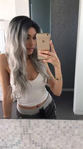 Madison Beer taking a selfie