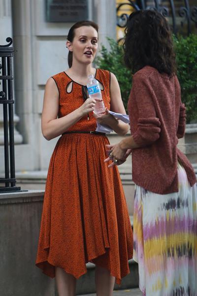 Leighton Meester - On the set of Gossip Girl in New York - August 17, 2012