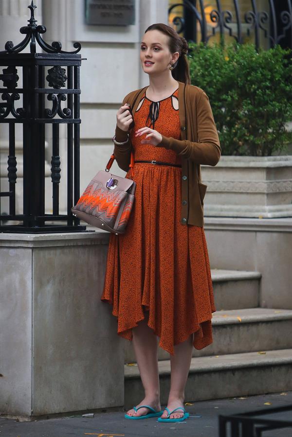 Leighton Meester - On the set of Gossip Girl in New York - August 17, 2012