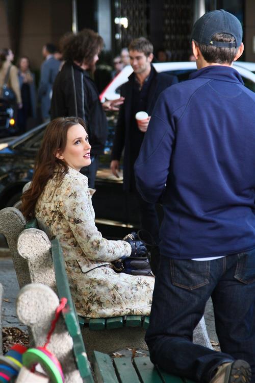 Leighton Meester  Set of Gossip Girl in Central Park - September 24, 2012 