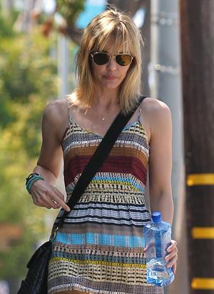 Leslie Bibb - Left a hair salon in West Hollywood, California - August 23, 2012
