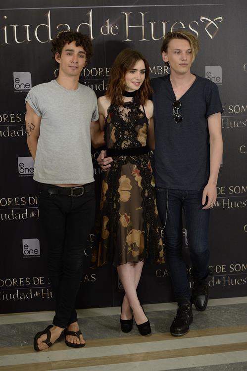 Lily Collins Pictures Lily Collins  The Mortal Instruments: City of Bones  Madrid Premiere 8/22/2013