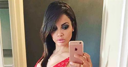 Samantha Sepulveda taking a selfie