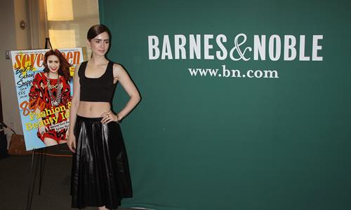 Lily Collins Seventeen Magazine September Cover Issue Celebration - New York, Aug. 6, 2013 