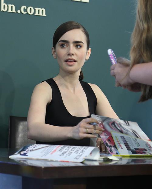 Lily Collins Seventeen Magazine September Cover Issue Celebration - New York, Aug. 6, 2013 