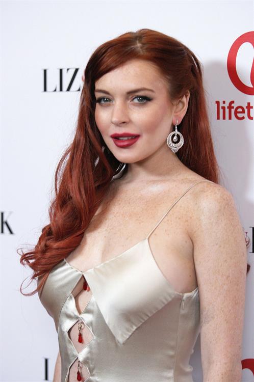 Lindsay Lohan  Liz & Dick  Los Angeles Premiere (November 20, 2012) 