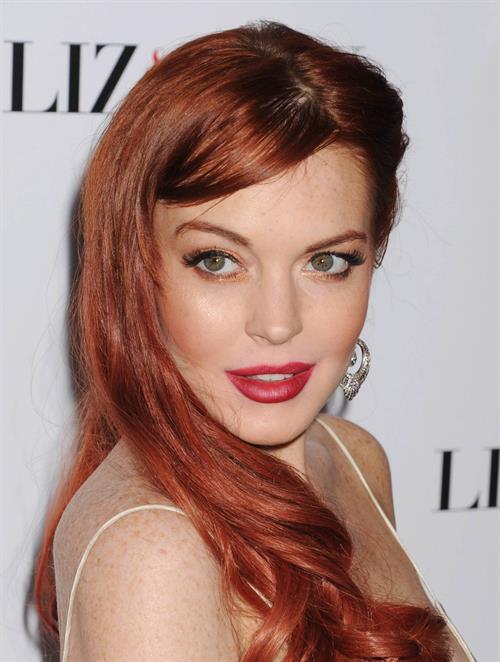 Lindsay Lohan  Liz & Dick  Los Angeles Premiere (November 20, 2012) 