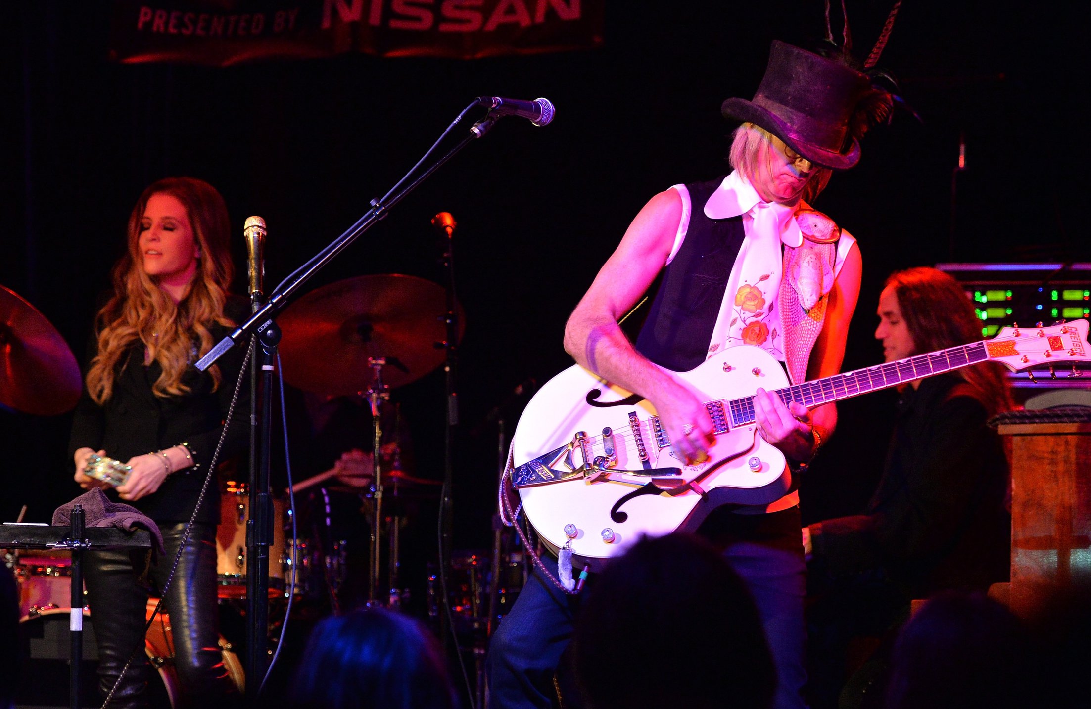 Lisa Marie Presley Pictures Lisa Marie Presley 14th Annual Americana Music Festival and Conference - Festival - Day 3