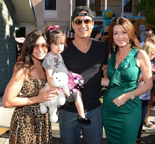 Lisa Vanderpump TJ Martell Foundation 4th Annual Family Day LA (October 28, 2012) 