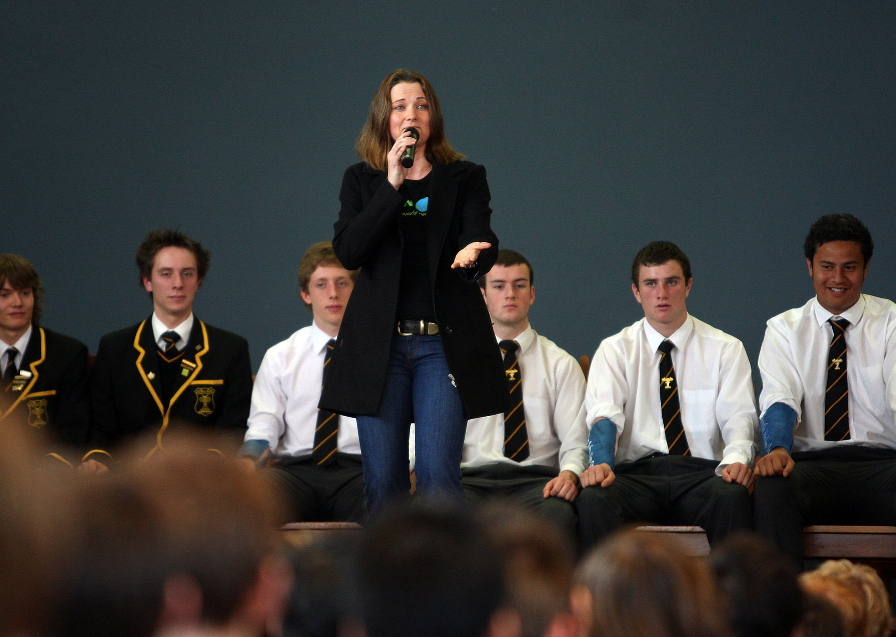 Lucy Lawless - in Wellington, New Zealand 10/15/09  