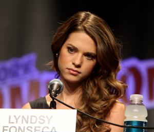 Lyndsy Fonseca 2010 New York Comic Con - Day 3, Oct 10, 2010