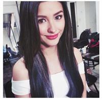 Liza Soberano Selfie Pictures Liza Soberano taking a selfie