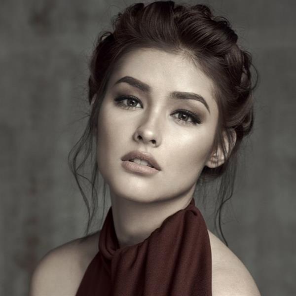 Liza Soberano