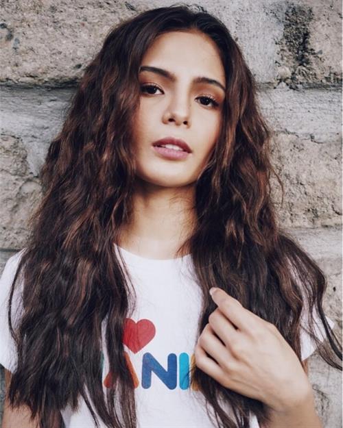Lovi Poe