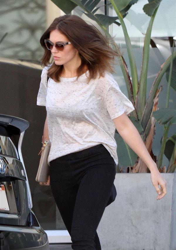 Mandy Moore Bungalow Salon in West Hollywood 10/17/12 