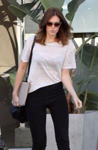 Mandy Moore Bungalow Salon in West Hollywood 10/17/12 