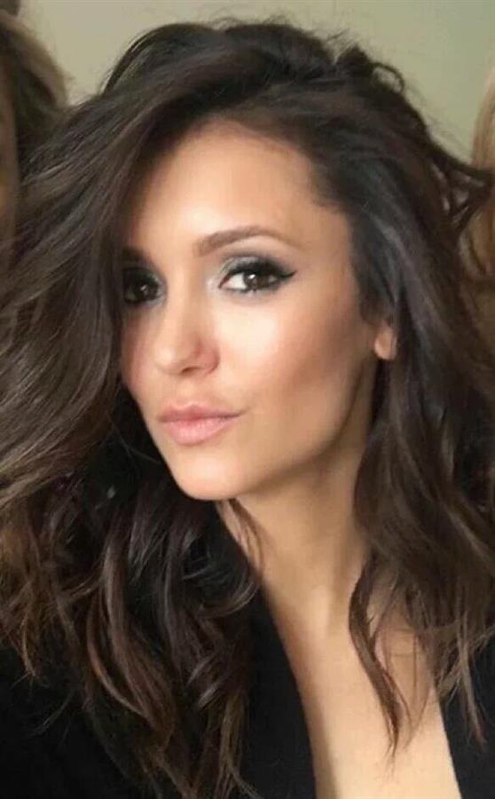 Nina Dobrev