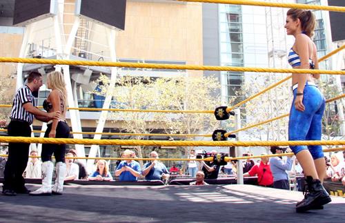 Maria Menounos Pictures Maria Menounos WWE SummerSlam 2013 in LA 8/18/13