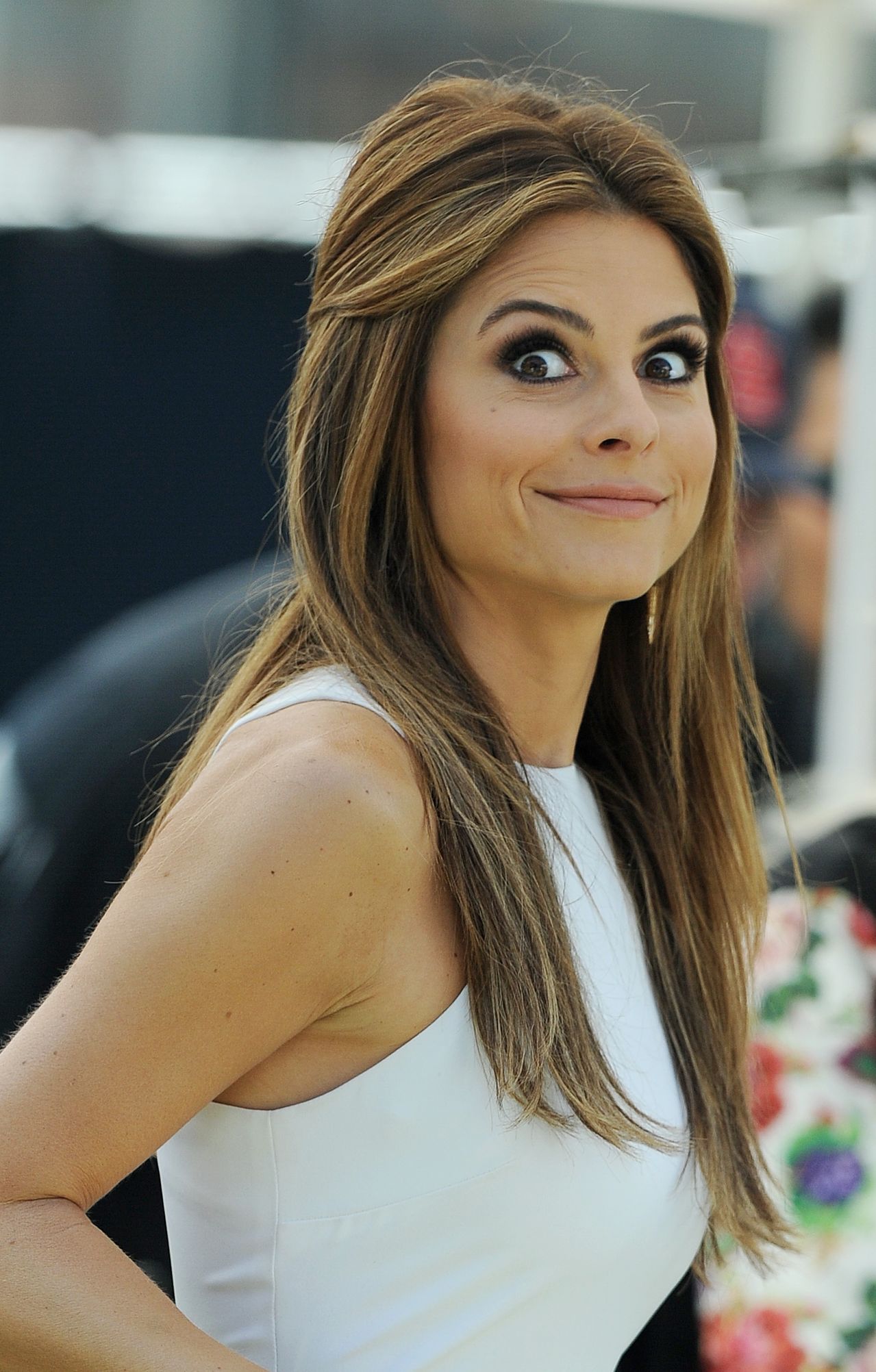Maria Menounos On the set of Extra in Los Angeles on August 20, 2013