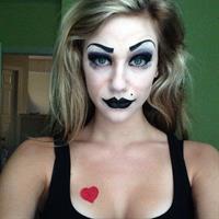 Lili Reinhart taking a selfie