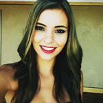 Paris Nichole taking a selfie