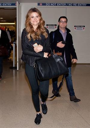 Maria Menounos – LAX airport arrival in LA 10/15/13  
