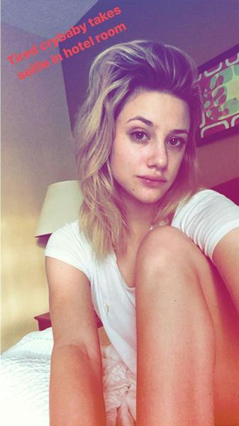 Lili Reinhart taking a selfie