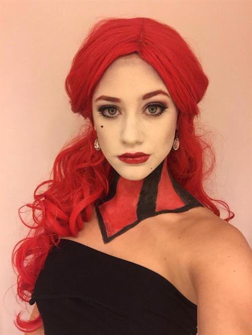 Lili Reinhart taking a selfie