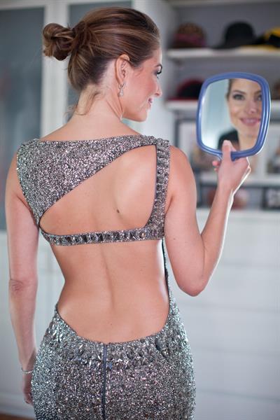 Maria Menounos - Elise Donaghue Photoshoot 2010