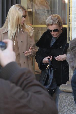 Michelle Hunziker Spotted at the Trussardi Cafe in Mailand on March 19, 2013