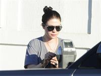 Michelle Trachtenberg shopping in Beverly Hills 9/12/13