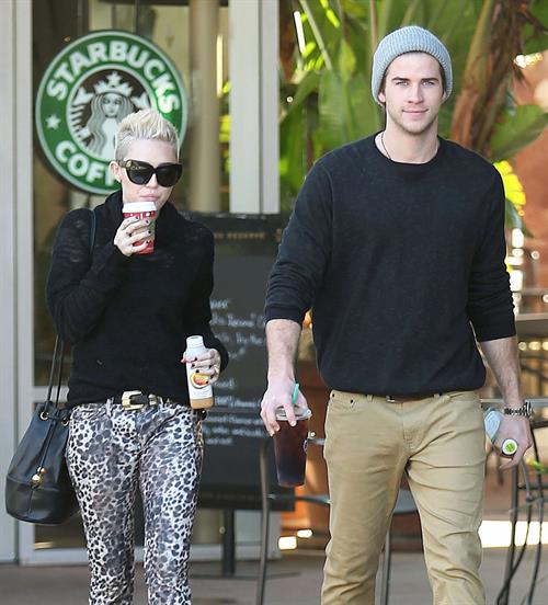 Miley Cyrus Pictures Miley Cyrus at Starbucks in Toluca Lake 12/22/12