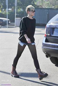 Miley Cyrus out and about in LA 11/11/12