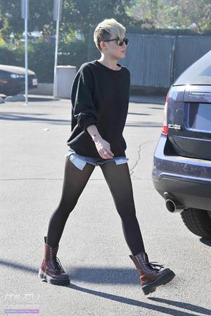 Miley Cyrus out and about in LA 11/11/12