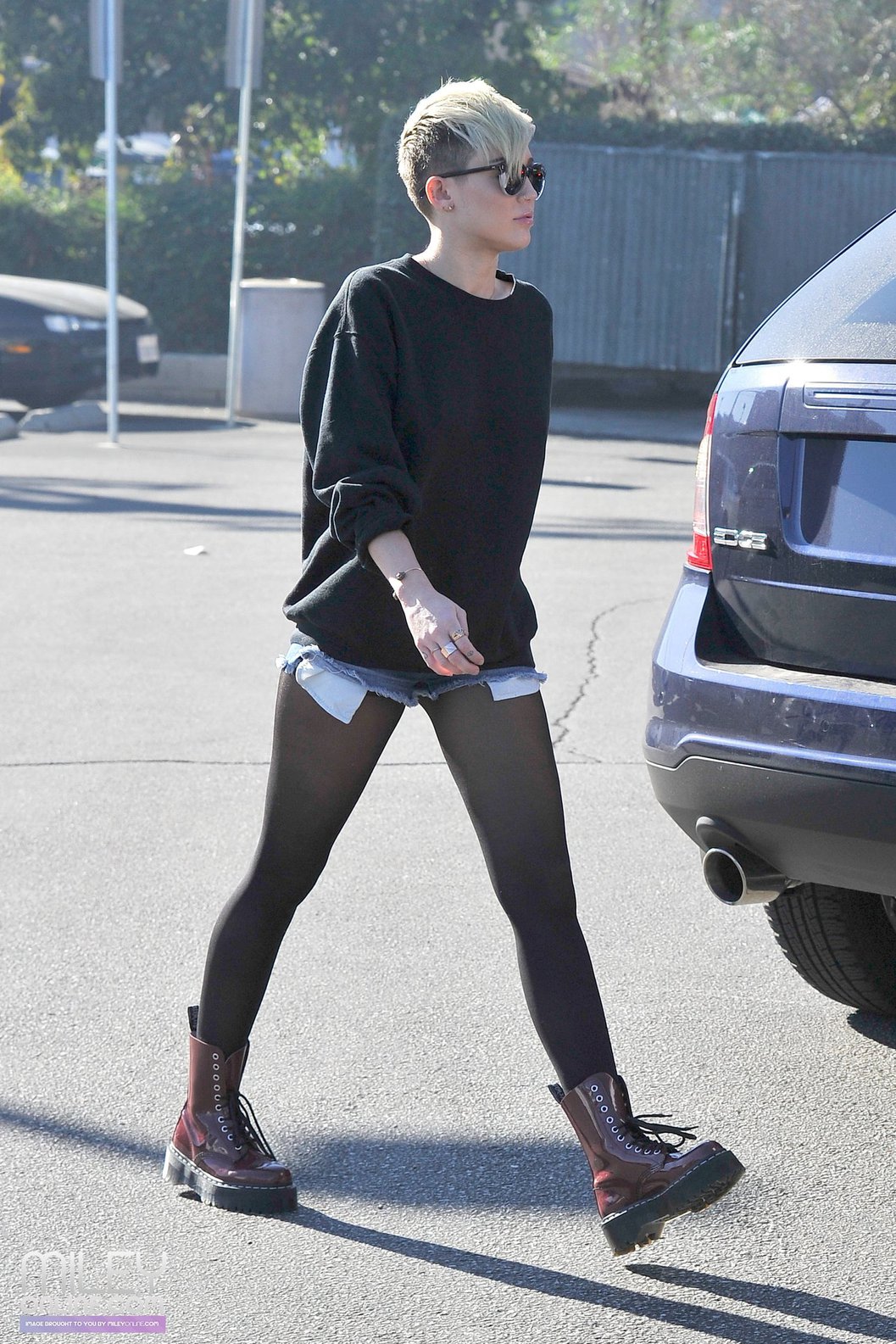 Miley Cyrus out and about in LA 11/11/12