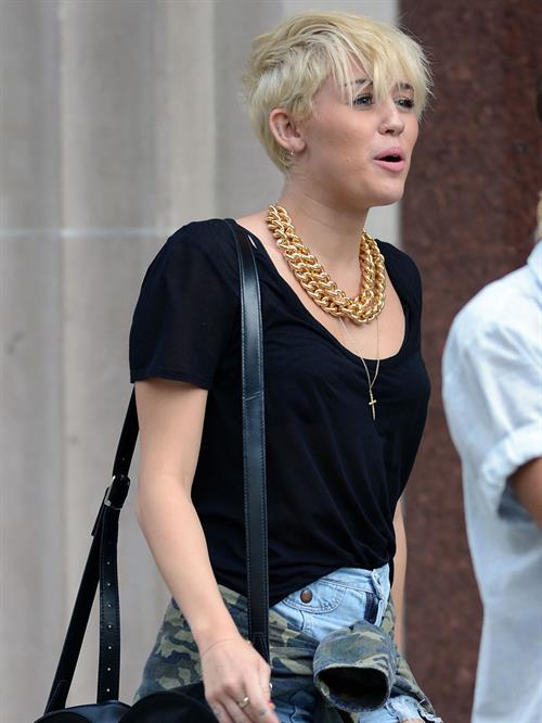 Miley Cyrus - Out shopping in New York City August 23, 2012