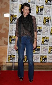 Milla Jovovich -  Resident Evil: Retribution  Press Room at Comic-Con 2012 in San Diego (July 13, 2012)