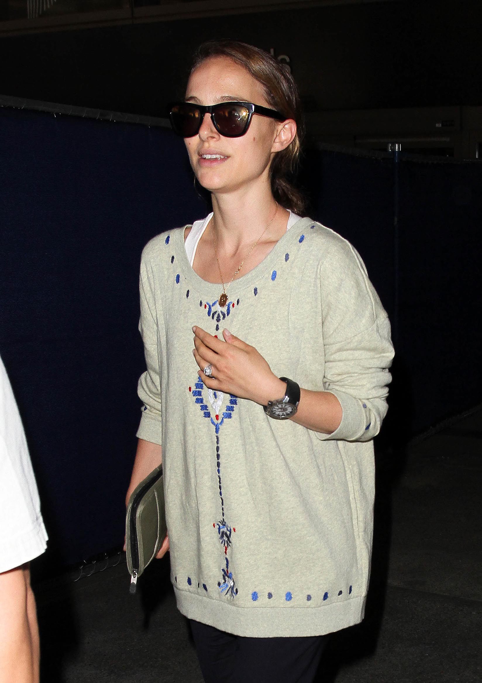Natalie Portman Pictures Natalie Portman arrives at LAX Airport - May 30, 2013
