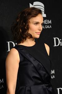 Natalie Portman – Guggenheim International Gala 11/6/13  