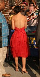 Natalie Portman –  Late Show  arrival in NY 7/29/04  