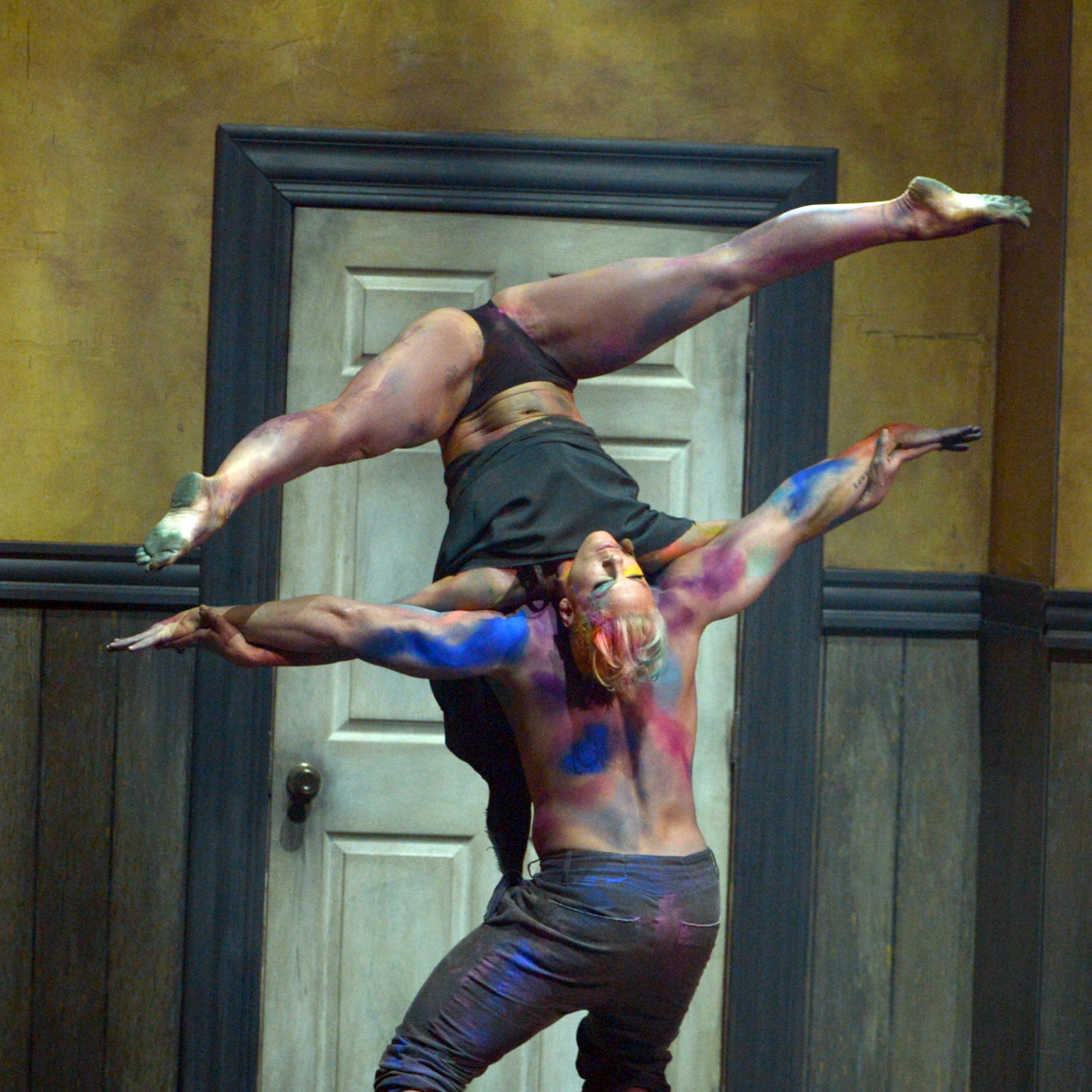 Pink at American Music Awards (November 18, 2012) 