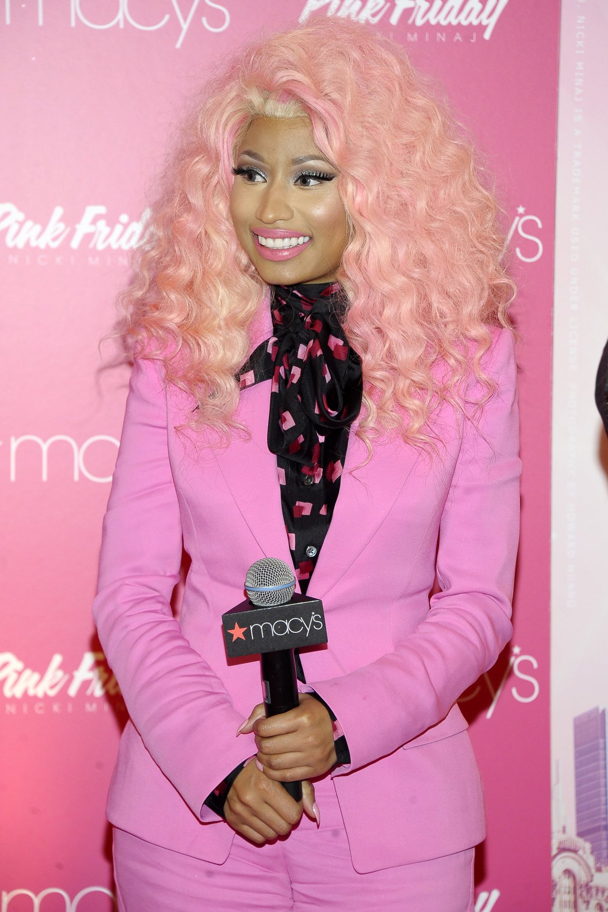 Nicki Minaj  Pink Friday  Fragrance Holiday Season Celebration in New York City (November 20, 2012) 